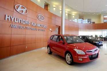 The only picture we could find that says Kia and Hyundai together, yesterday